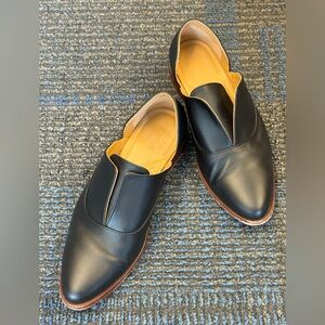 Nisolo Women’s Black Slip-On Leather Dress Shoes